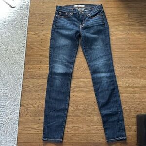 Women’s J Brand Mid-Rise Skinny in Dark Vintage 27